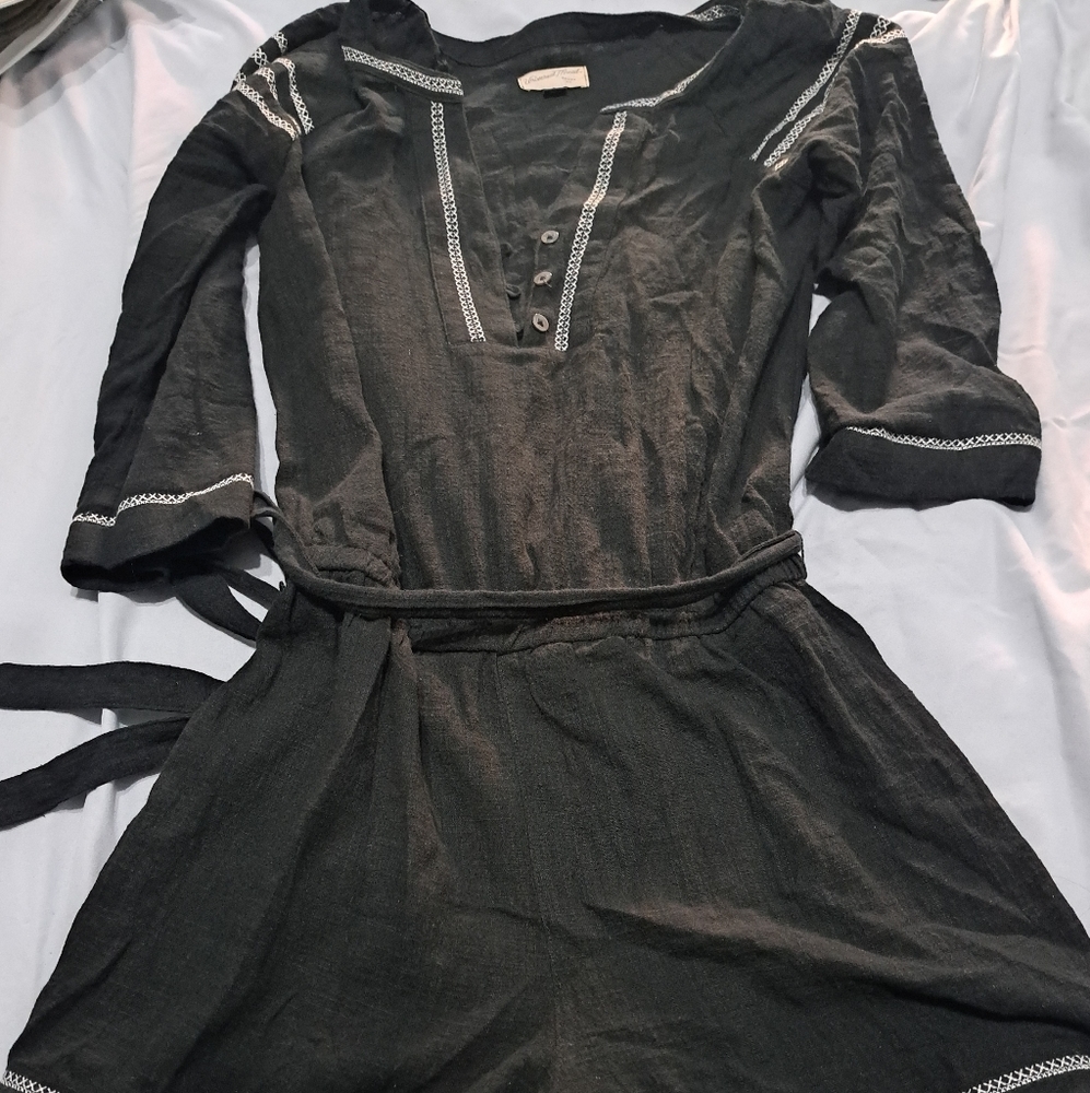 BLACK ROMPER